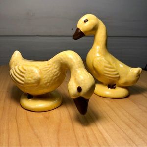 VTG Walker pottery California yellow duck geese